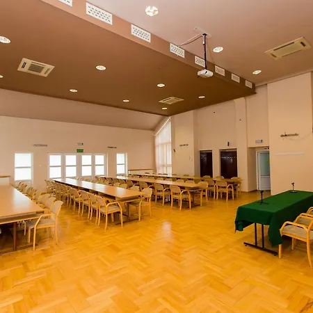 Centrum Rekreacji I Konferencji Geovita Plotki