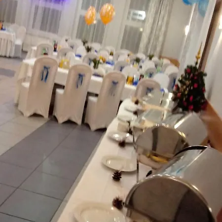 Centrum Rekreacji I Konferencji Geovita Plotki פארק נופש