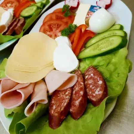 Centrum Rekreacji I Konferencji Geovita Plotki