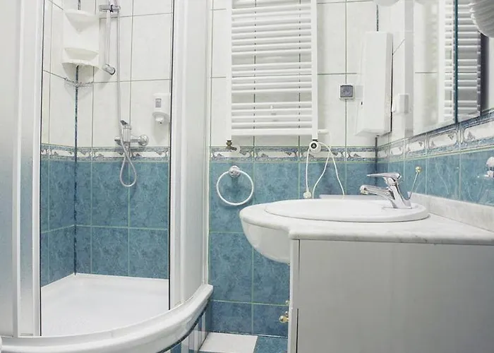 Centrum Rekreacji I Konferencji Geovita Plotki *